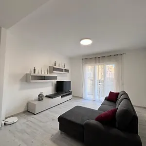 Grey House Appartamento